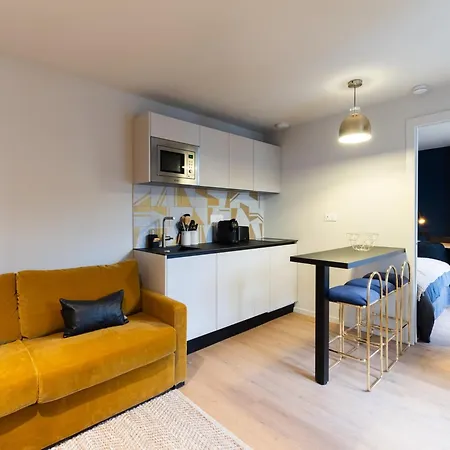 Le Sunny - 2 4p - Proche Gare Apartment